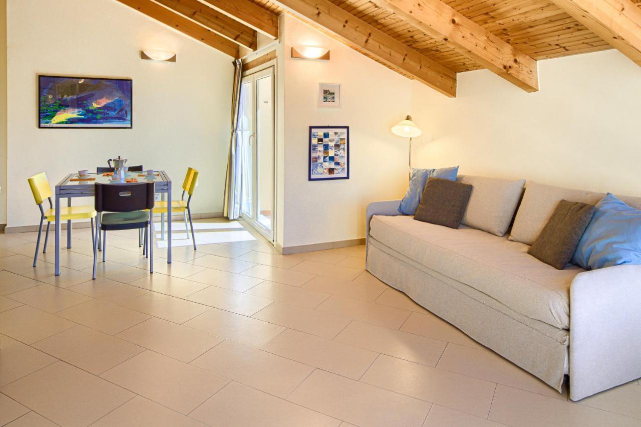Appartamenti Villa Il Poggiolo Diano Marina Exterior foto