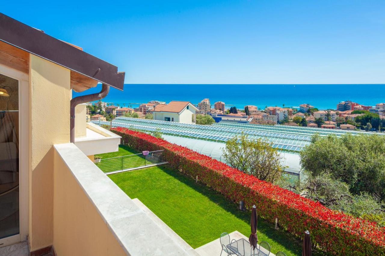 Appartamenti Villa Il Poggiolo Diano Marina Exterior foto